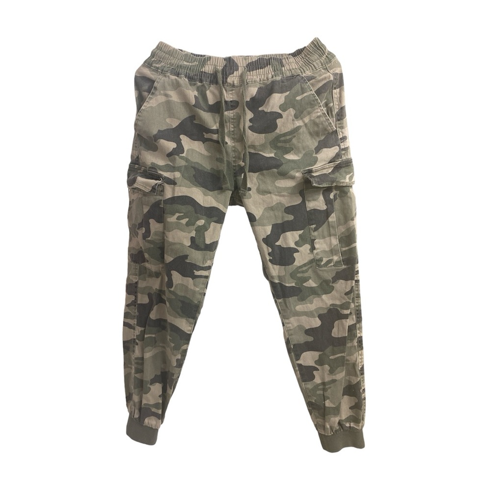 Streetwear society women's green
camo jogger pants medium